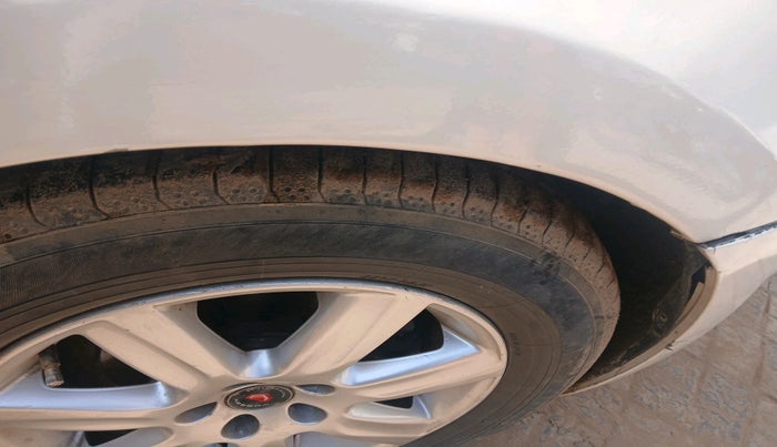 2016 Skoda Rapid 1.5 TDI CR STYLE PLUS AT, Diesel, Automatic, 1,30,793 km, tyre