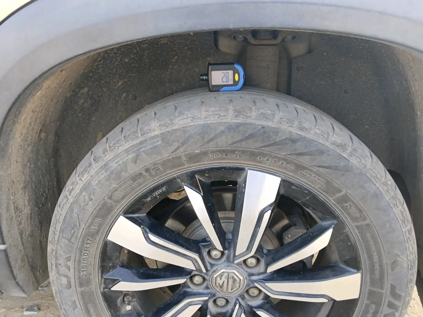 2019 MG HECTOR SHARP 2.0 DIESEL, Diesel, Manual, 1,13,794 km, tyre