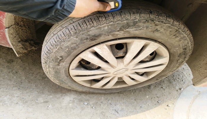 2015 Datsun Go Plus T, Petrol, Manual, 38,560 km, tyre