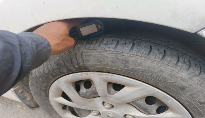 2017 Hyundai Grand i10 SPORTZ 1.2 KAPPA VTVT, Petrol, Manual, 70,046 km, tyre