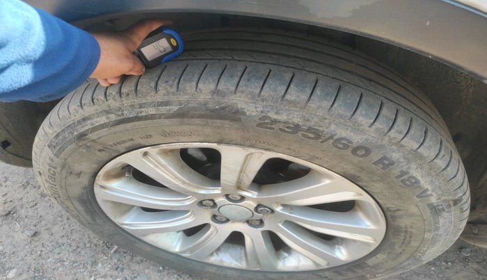 2016 Landrover DISCOVERY SPORT HSE Luxury, Diesel, Automatic, 2,05,514 km, tyre