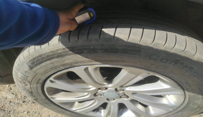 2016 Landrover DISCOVERY SPORT HSE Luxury, Diesel, Automatic, 2,05,514 km, tyre