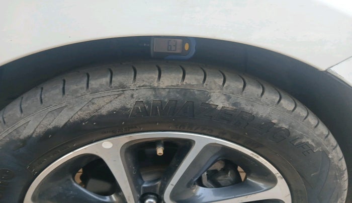 2018 Hyundai Grand i10 ASTA U2 1.2 CRDI, Diesel, Manual, 1,83,973 km, tyre