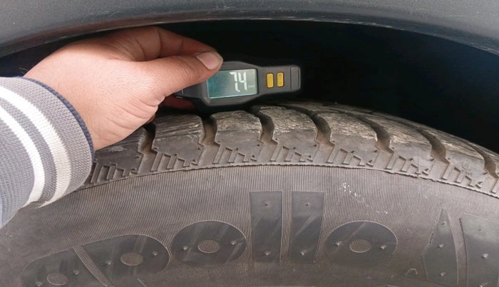 2018 Tata Hexa XM 4X2 7 STR, Diesel, Manual, 38,534 km, tyre