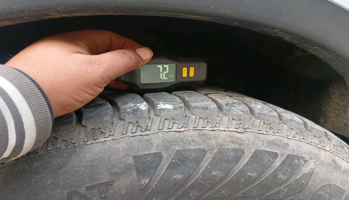 2018 Tata Hexa XM 4X2 7 STR, Diesel, Manual, 38,534 km, tyre