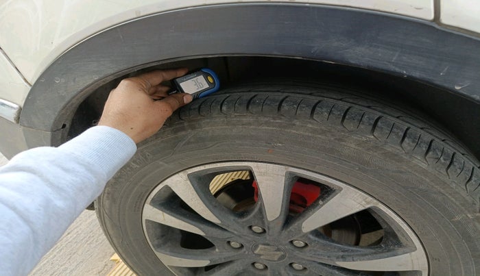 2018 Maruti S Cross ZETA 1.3, Diesel, Manual, 1,38,349 km, tyre