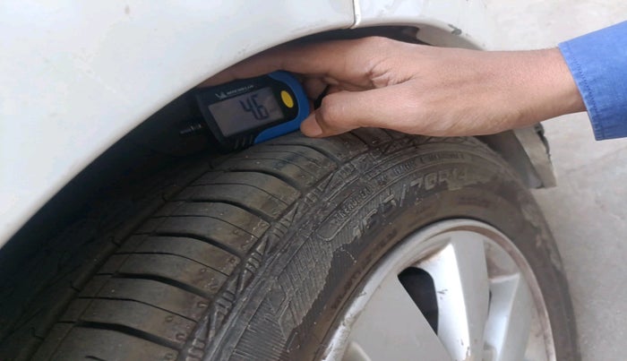 2014 Hyundai Xcent SX 1.2, Petrol, Manual, 55,300 km, tyre