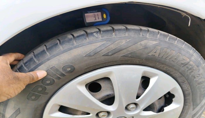 2012 Hyundai i10 MAGNA 1.1, Petrol, Manual, 83,386 km, tyre