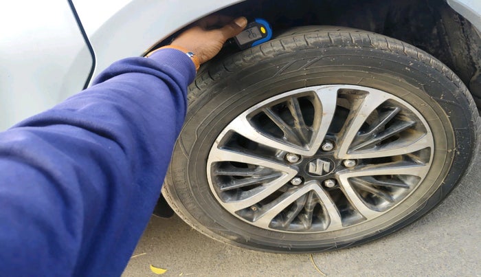 2023 Maruti Ertiga ZXI (O) CNG, Petrol, Manual, 61,351 km, tyre