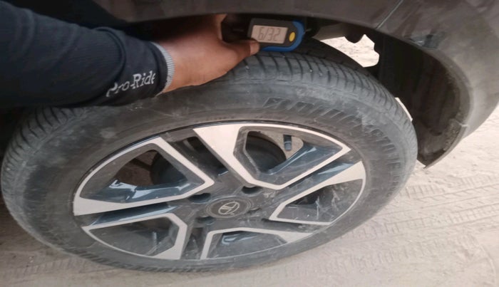 2023 Tata Tiago XZ PLUS PETROL, Petrol, Manual, 19,045 km, tyre