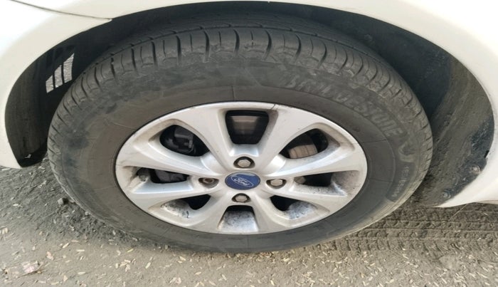 2013 Ford Classic 1.6 DURATEC CLXI, Petrol, Manual, 95,207 km, tyre