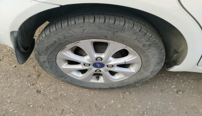 2013 Ford Classic 1.6 DURATEC CLXI, Petrol, Manual, 95,207 km, tyre