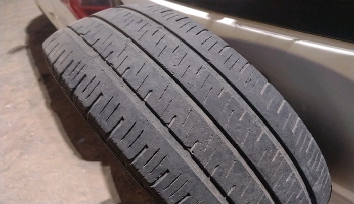 2014 Ford Ecosport TREND 1.5L DIESEL, Diesel, Manual, 1,48,572 km, tyre