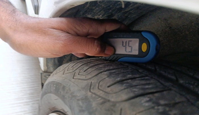 2014 Chevrolet Sail UVA 1.2 LS, Petrol, Manual, 48,825 km, tyre