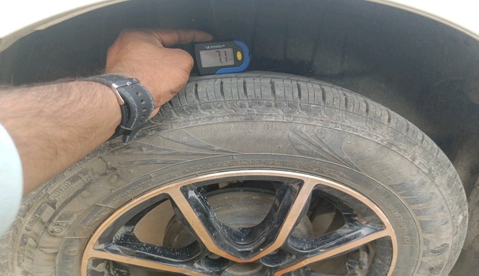 2019 Maruti Swift VXI, Petrol, Manual, 86,758 km, tyre