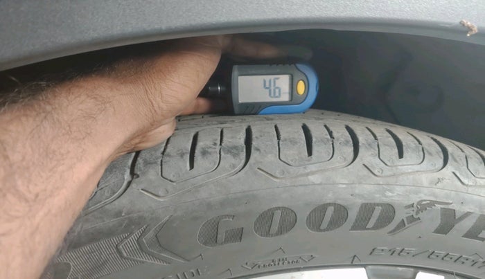 2022 MG ASTOR SAVVY 1.5 CVT S RED, Petrol, Automatic, 18,306 km, tyre