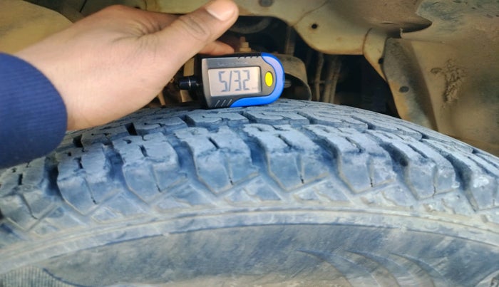 2017 Mahindra TUV300 T10, Diesel, Manual, 65,682 km, tyre