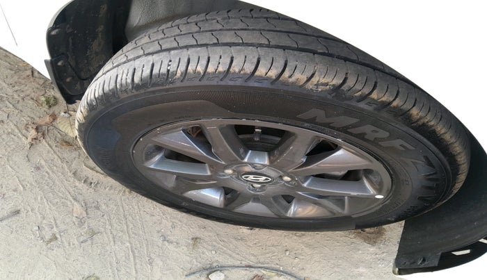 2019 Hyundai Elite i20 SPORTZ 1.2, CNG, Manual, 76,405 km, tyre