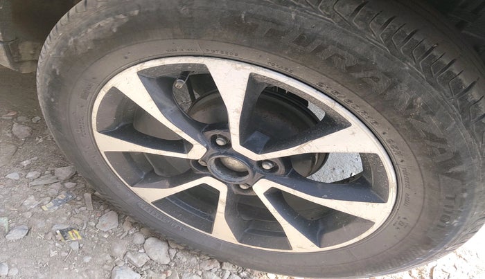 2020 Tata NEXON XZ PLUS (O) DIESEL, Diesel, Manual, 1,61,704 km, tyre