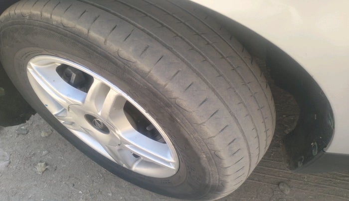 2018 Mahindra MARAZZO M6 8 STR, Diesel, Manual, 2,59,578 km, tyre