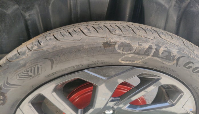 2023 Maruti FRONX DELTA PLUS 1.2MT, Petrol, Manual, 8,873 km, tyre