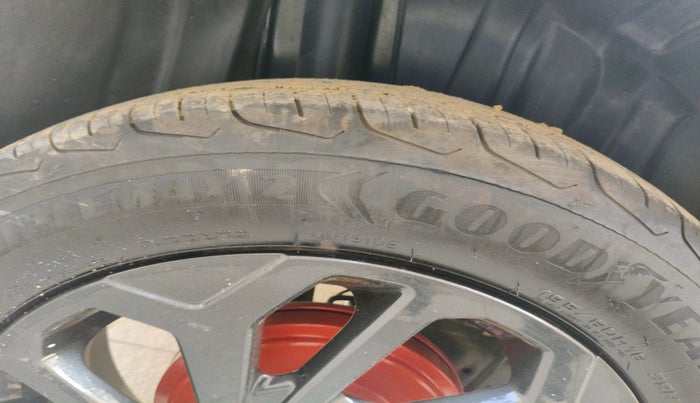 2023 Maruti FRONX DELTA PLUS 1.2MT, Petrol, Manual, 8,873 km, tyre