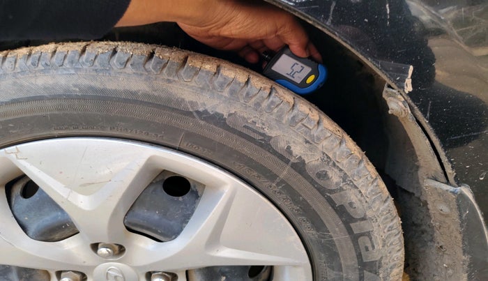 2016 Hyundai Verna FLUIDIC 1.6 CRDI S 4S, Diesel, Manual, 80,187 km, tyre