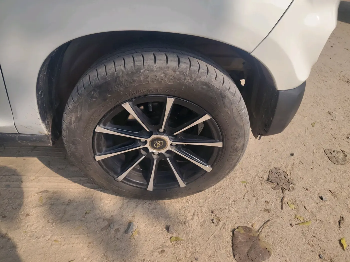 2022 Maruti S PRESSO VXI CNG, CNG, Manual, 77,375 km, tyre