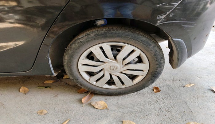 2016 Honda Jazz 1.2L I-VTEC SV, Petrol, Manual, 85,547 km, tyre