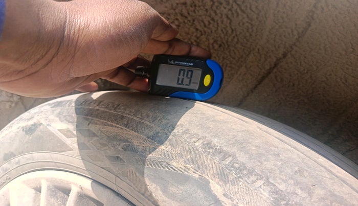 2019 Maruti Ertiga ZXI SHVS, Petrol, Manual, 1,28,916 km, tyre