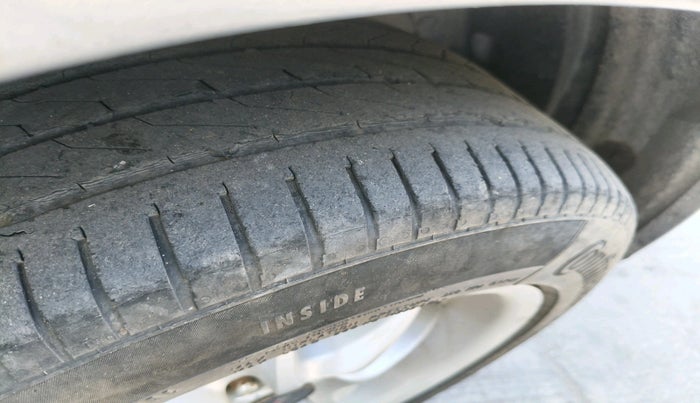 2018 Maruti Baleno DELTA PETROL 1.2, Petrol, Manual, 1,08,028 km, tyre