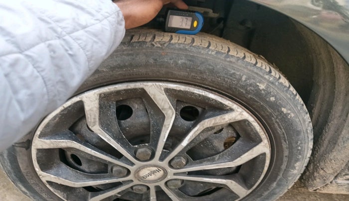 2020 Tata ALTROZ XT PETROL, Petrol, Manual, 52,723 km, tyre