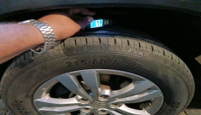 2016 Maruti Vitara Brezza ZDI, Diesel, Manual, 63,246 km, tyre