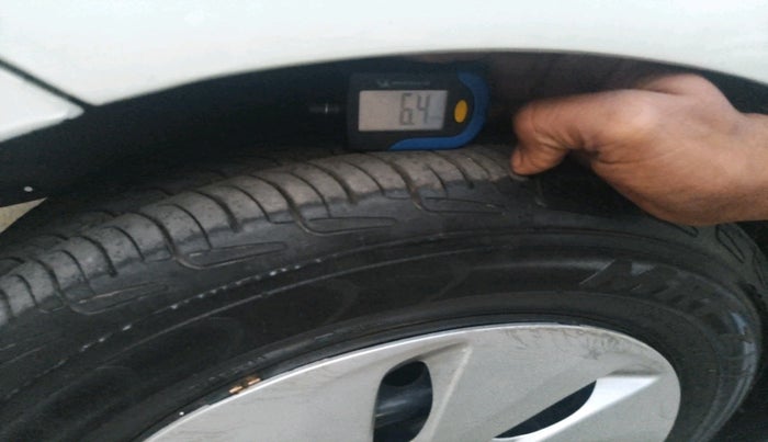 2016 Maruti Celerio ZXI AMT (O), Petrol, Automatic, 71,650 km, tyre