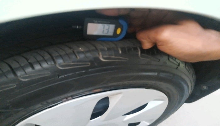 2016 Maruti Celerio ZXI AMT (O), Petrol, Automatic, 71,650 km, tyre