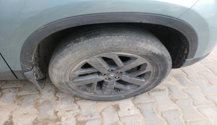 2021 Tata Safari XZ PLUS, Diesel, Manual, 46,804 km, tyre