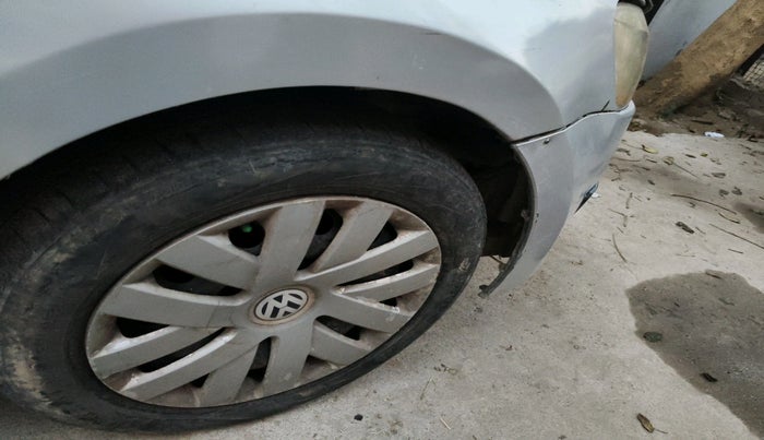 2012 Volkswagen Polo COMFORTLINE 1.2L, Diesel, Manual, 1,04,780 km, tyre