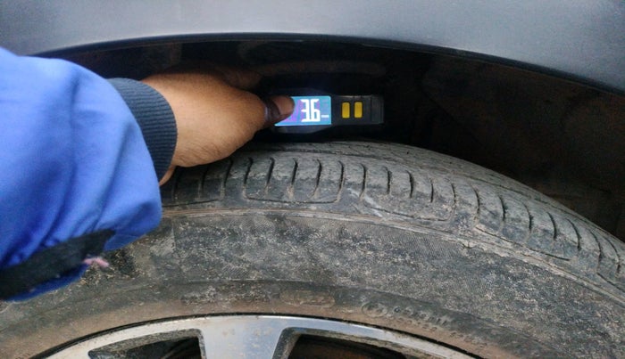 2019 Maruti S Cross ALPHA 1.3, Diesel, Manual, 1,07,668 km, tyre