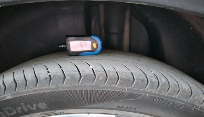 2022 Volkswagen TAIGUN TOPLINE 1.0 TSI MT, Petrol, Manual, 77,755 km, tyre