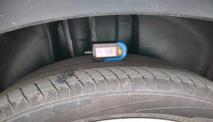 2022 Volkswagen TAIGUN TOPLINE 1.0 TSI MT, Petrol, Manual, 77,755 km, tyre