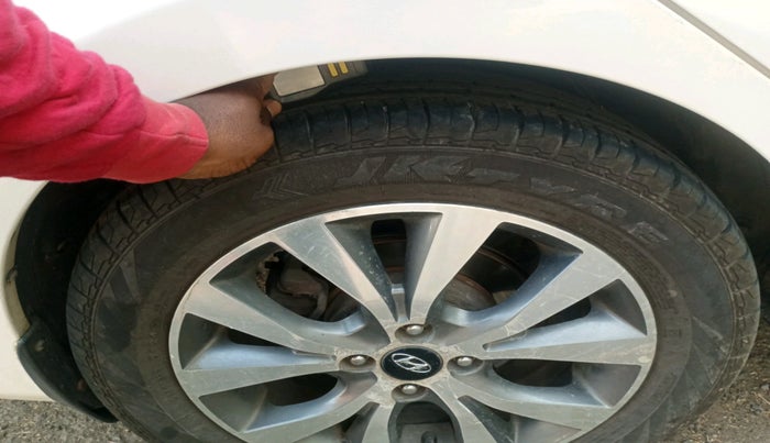 2014 Hyundai Verna FLUIDIC 1.6 VTVT SX, Petrol, Manual, 1,04,960 km, tyre