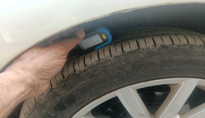 2018 Volkswagen Polo HIGHLINE PLUS 1.2(16 ALLOY, Petrol, Manual, 98,998 km, tyre