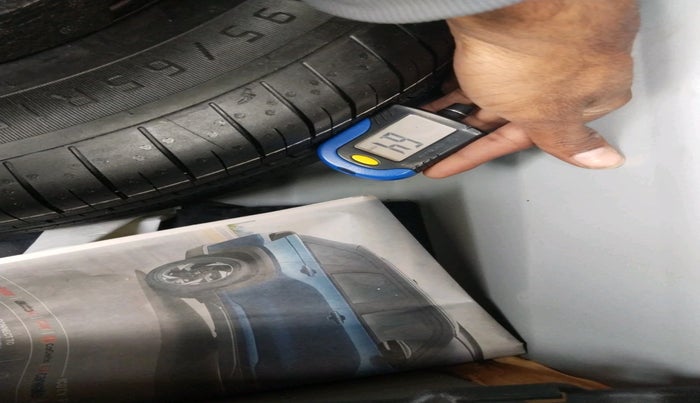 2022 Volkswagen VIRTUS HIGHLINE TSI 1.0 MT, Petrol, Manual, 29,888 km, tyre