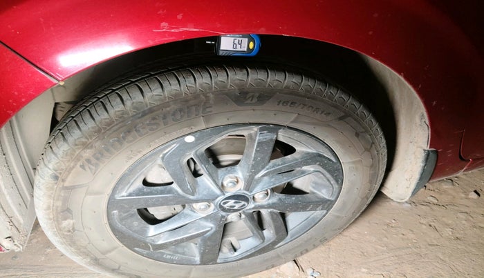 2020 Hyundai GRAND I10 NIOS SPORTZ AMT 1.2 KAPPA VTVT, Petrol, Automatic, 64,913 km, tyre