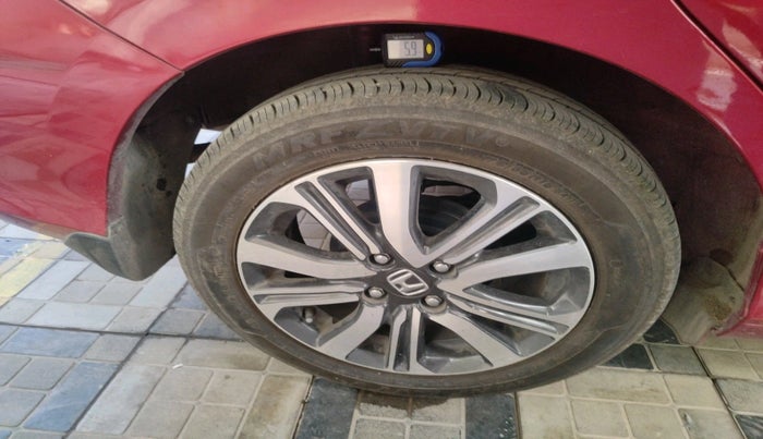 2024 Honda Amaze 1.2L I-VTEC VX CVT, Petrol, Automatic, 11,984 km, tyre