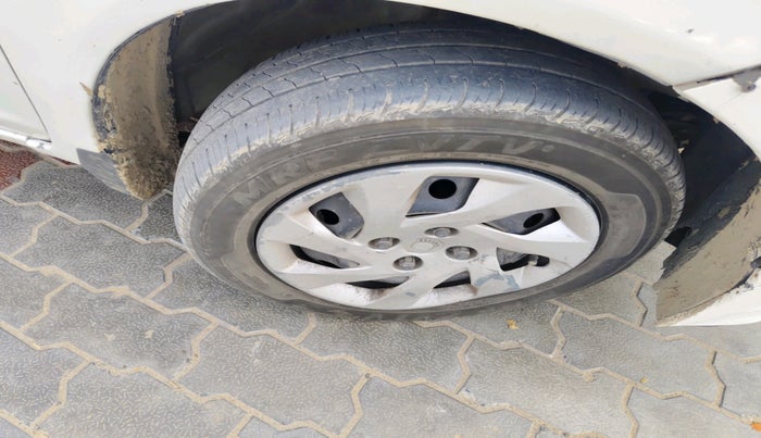 2012 Honda Brio S MT, Petrol, Manual, 98,766 km, tyre