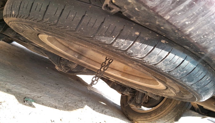 2018 Toyota Innova Crysta 2.4 VX 7 STR, Diesel, Manual, 1,25,080 km, tyre