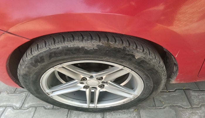 2019 Maruti Swift VXI, Petrol, Manual, 70,850 km, tyre