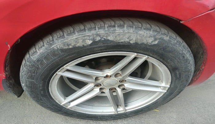 2019 Maruti Swift VXI, Petrol, Manual, 70,850 km, tyre