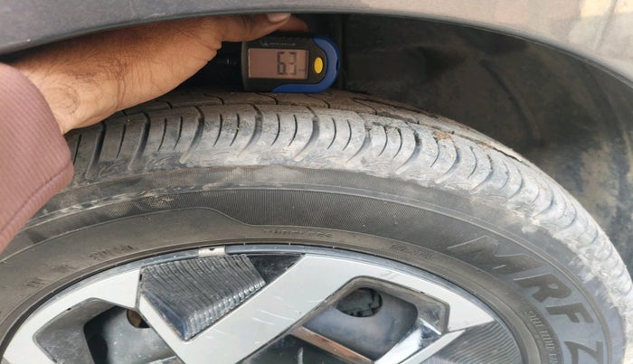 2025 Tata Tiago XM PETROL, Petrol, Manual, 5,582 km, tyre